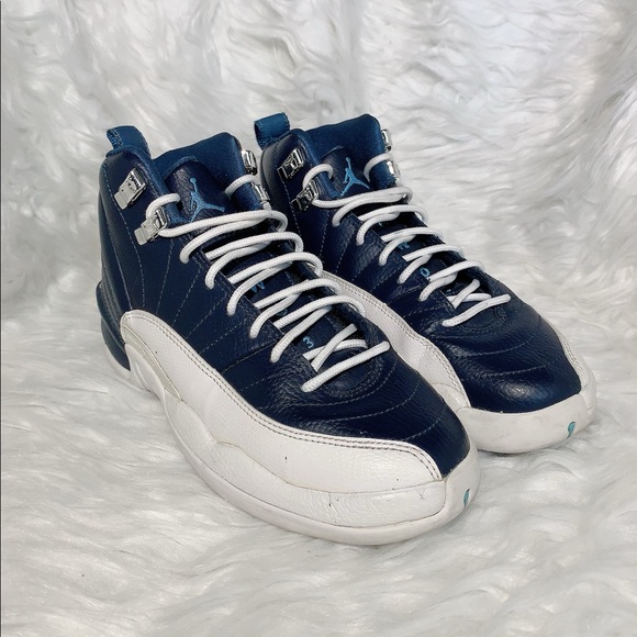 Jordan Retro 12 Obsidian 4Y (6wmns) - Picture 3 of 6